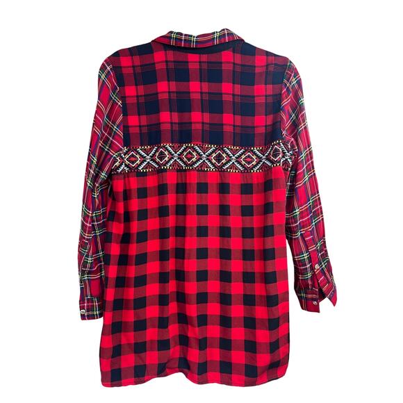 Calessa Red Patchwork Plaid Embroidered Button Front Top Medium Artsy Holiday - Picture 3 of 10